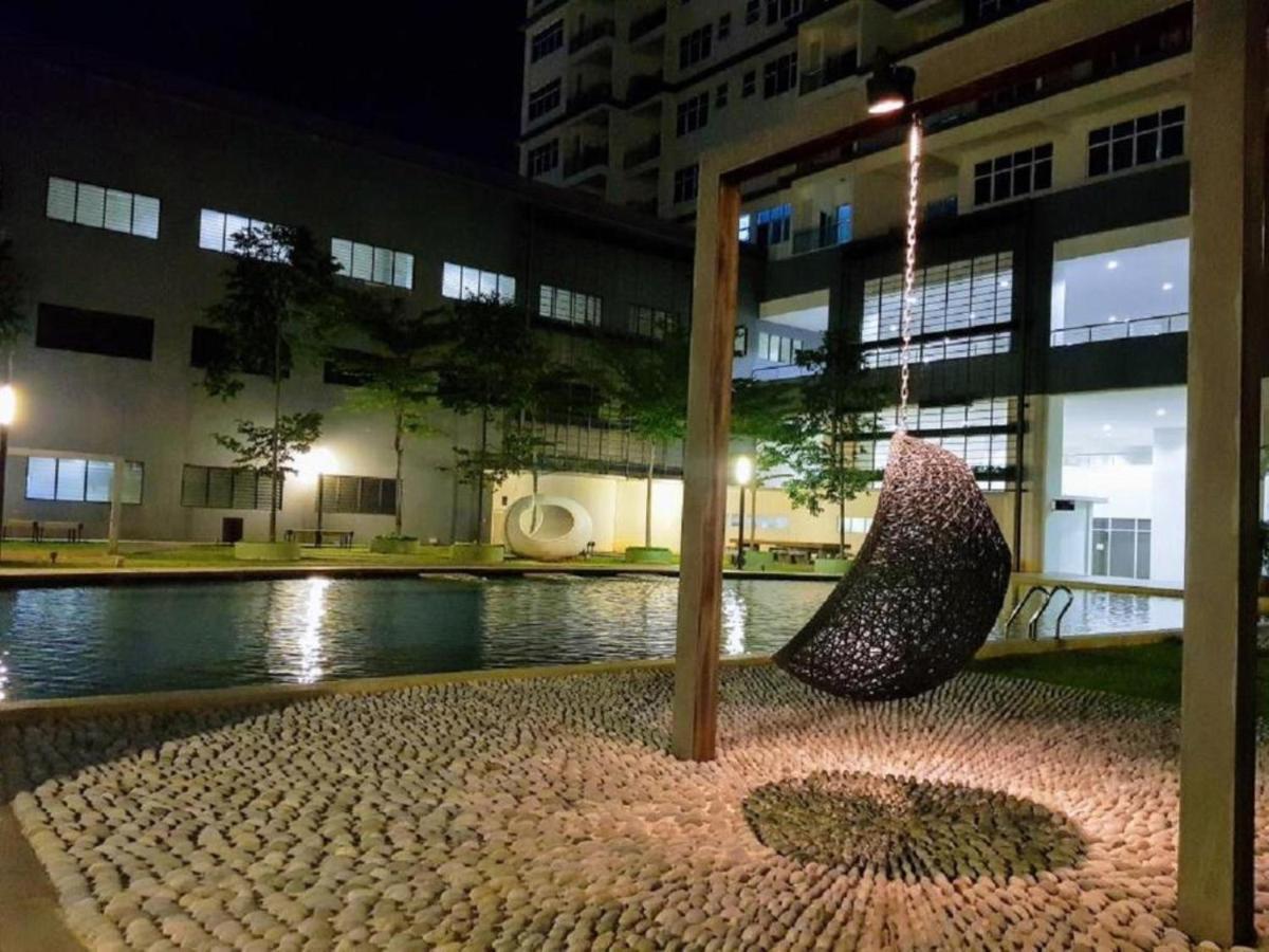Puchong Skypod Residence @ Hostay Exterior photo
